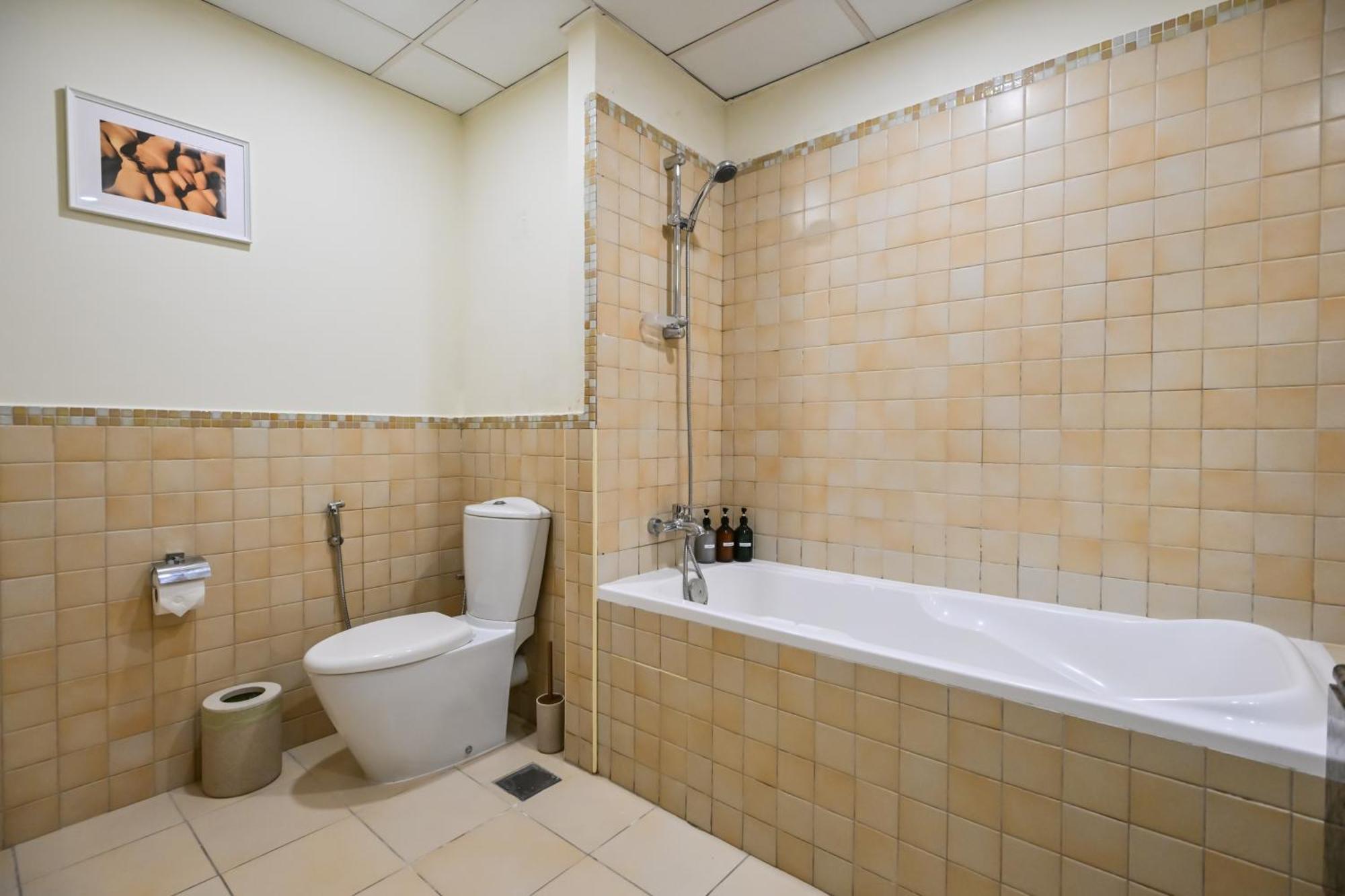 7 Beds - Jbr 3 Min Walk Apartment