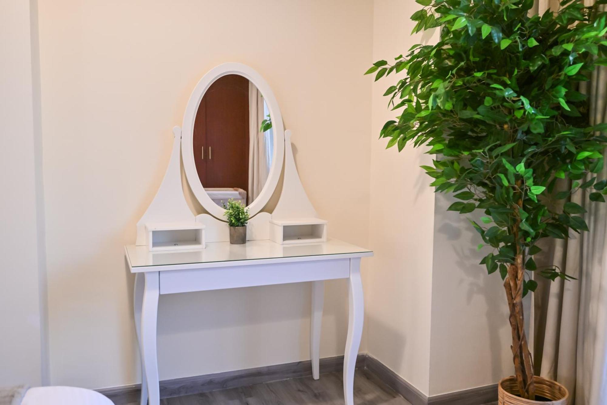 7 Beds - Jbr 3 Min Walk Dubai