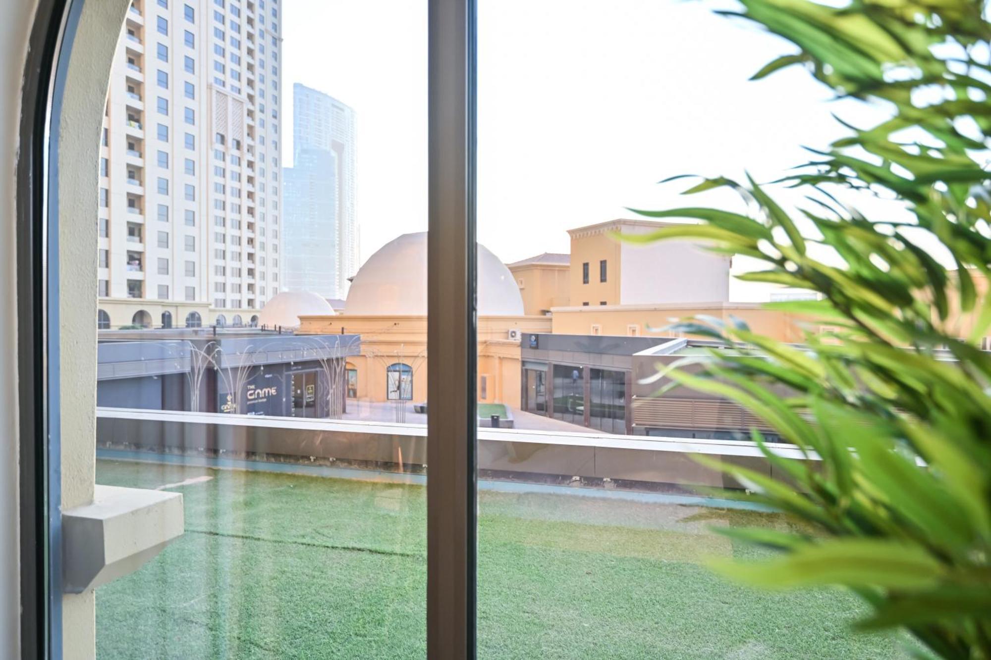 7 Beds - Jbr 3 Min Walk * Dubai