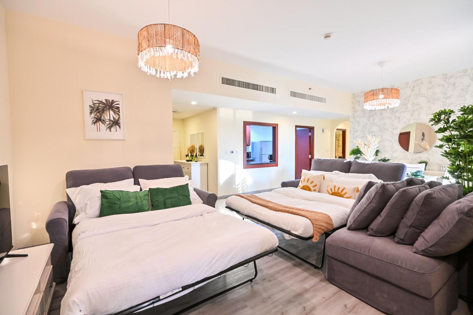 7 Beds - Jbr 3 Min Walk