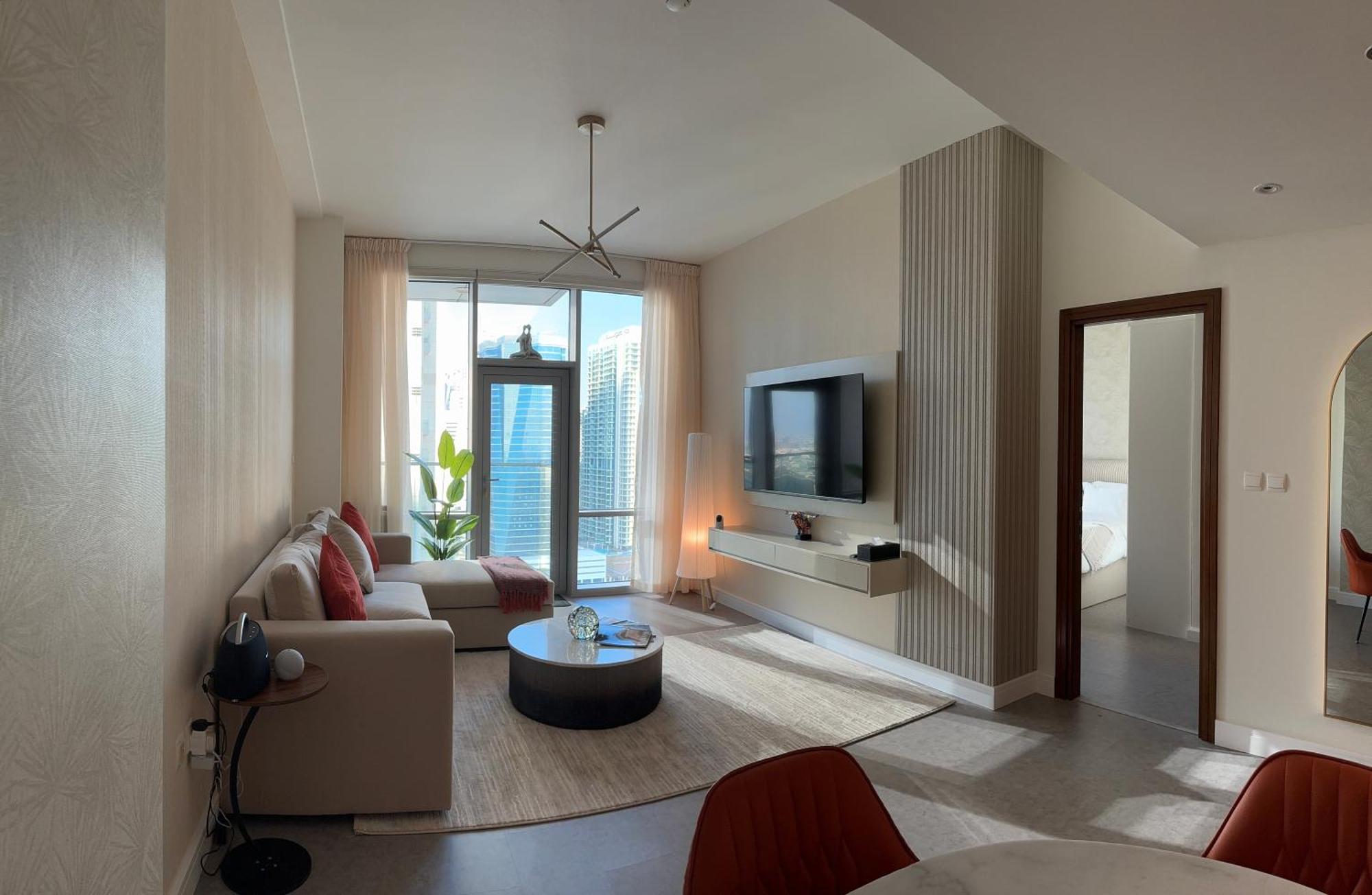 Amazing 1 Bedroom - Downtown Dubai, Canal & Burj Views Apartment