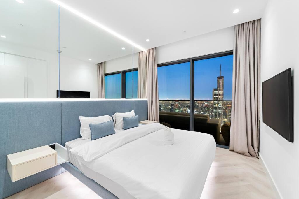 First Class 2br Panoramic View Apartment Dubai
