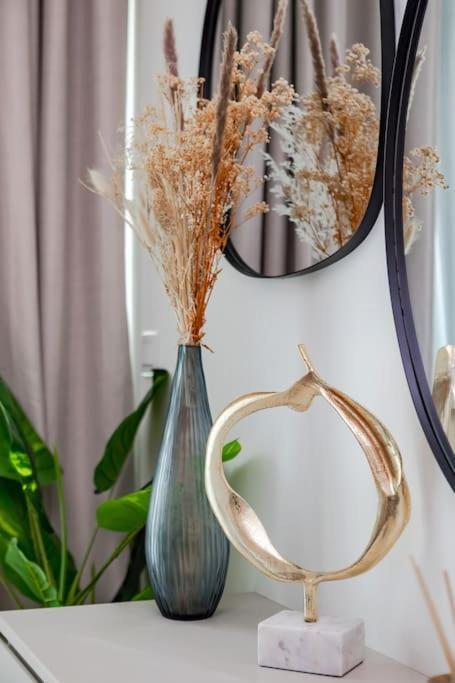 Seven Palm Palm View Apartment Dubai