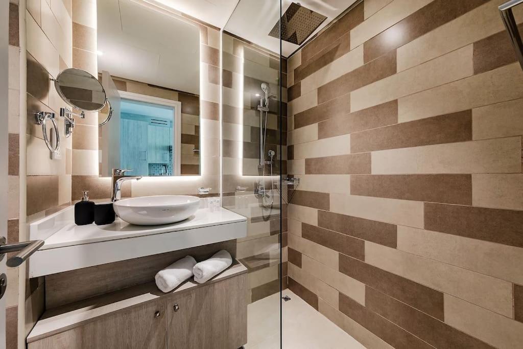 Apartment Seven Palm Palm View Dubai