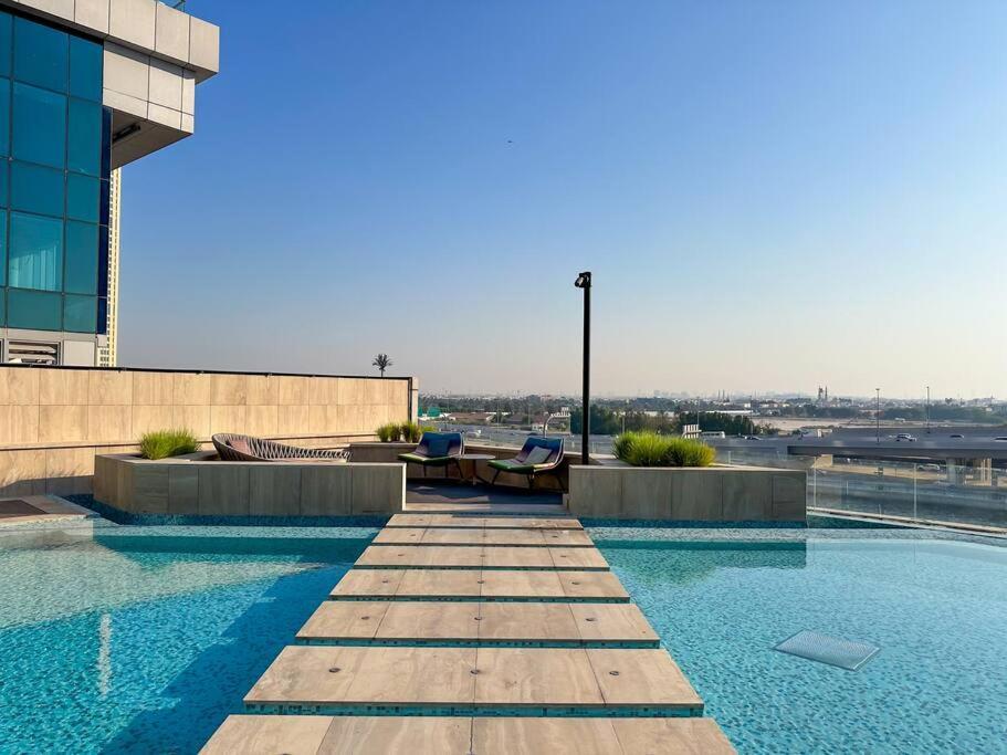Apartment Luxury 1 Bedroom In Urban Oasis By Missoni Dubai