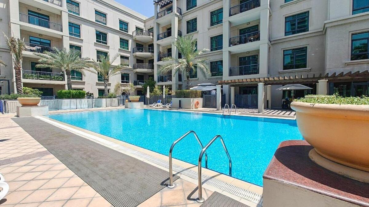 Spectacular 1-bedroom Perfect For 4 In The Greens Apartment Dubai