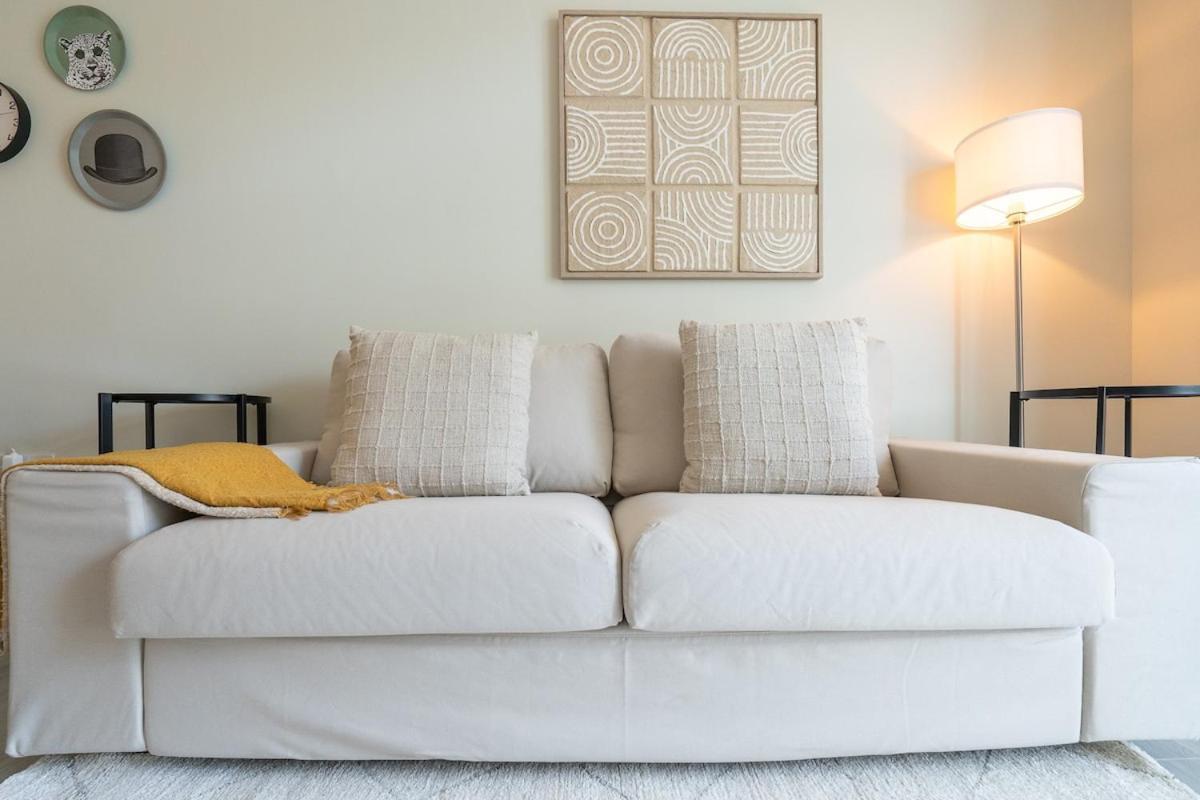 Spectacular 1-bedroom Perfect For 4 In The Greens Apartment