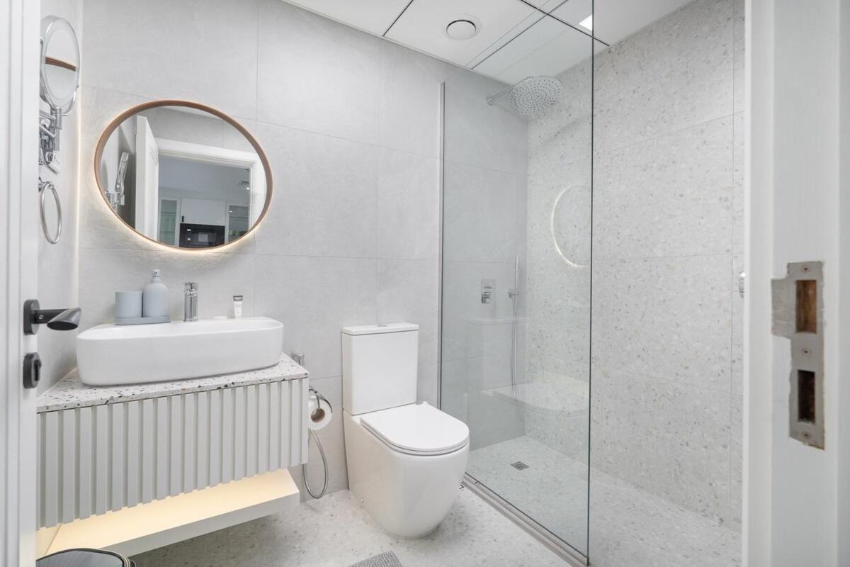 Spectacular 1-bedroom Perfect For 4 In The Greens Dubai