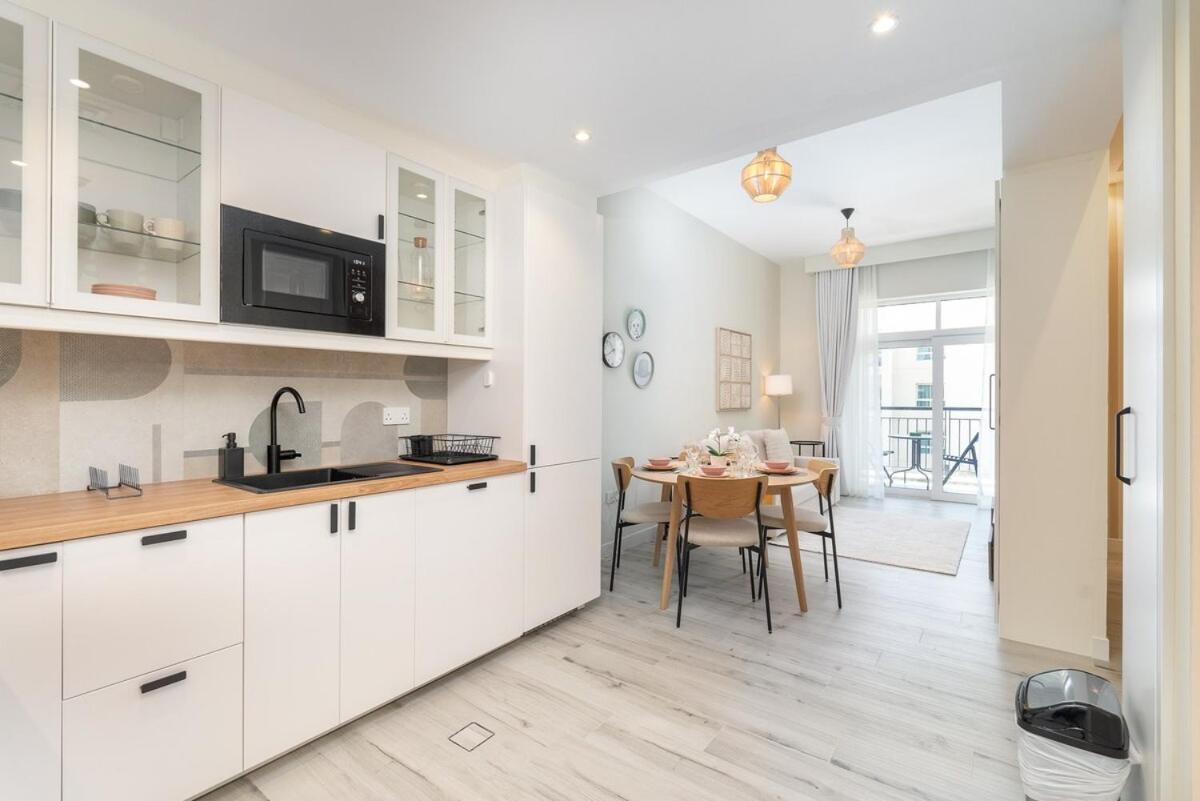 Spectacular 1-bedroom Perfect For 4 In The Greens Apartment *