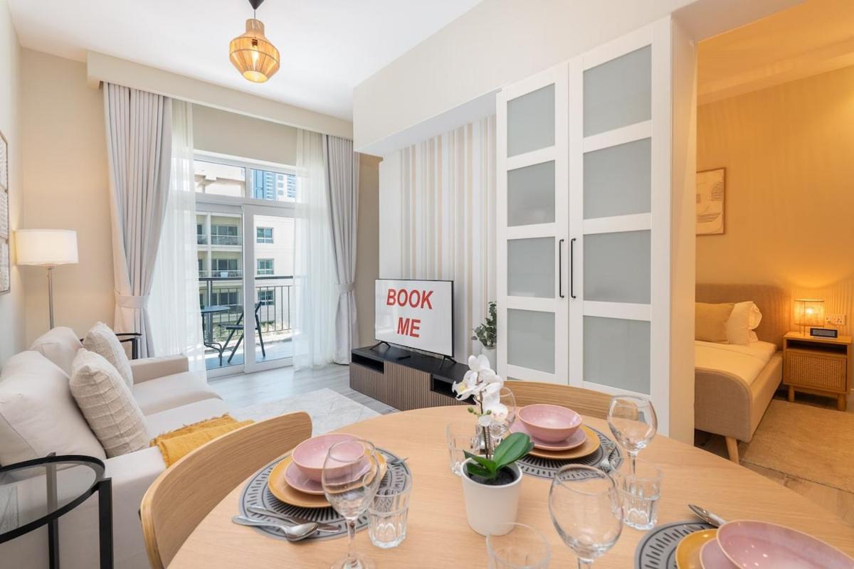 Spectacular 1-bedroom Perfect For 4 In The Greens * Dubai
