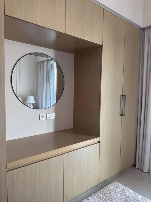 Burj Royale High Floor Near Mall Apartment Dubai