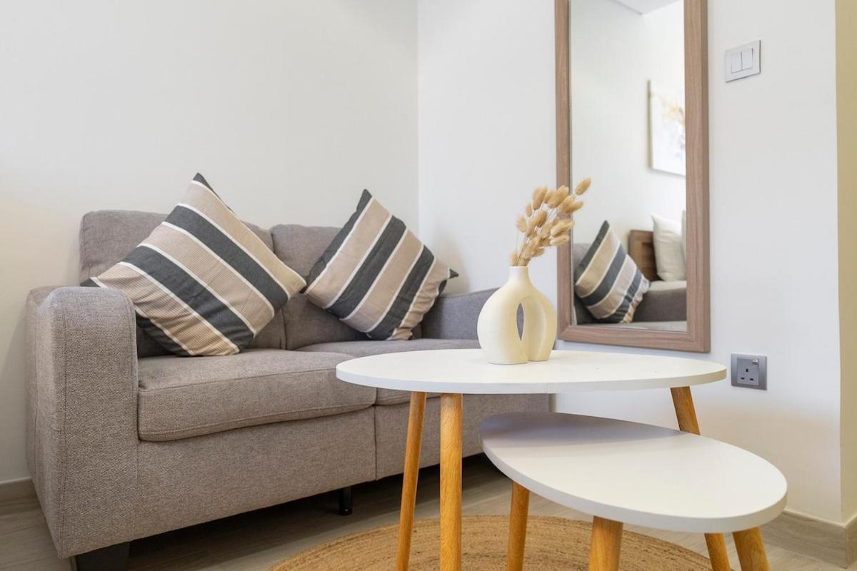 Lovable Studio With Street View At Azizi Riviera In Meydan One Dubai