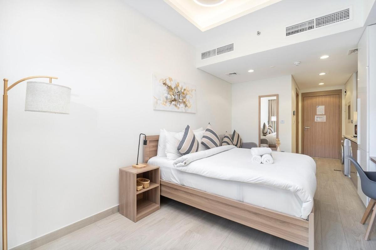 Lovable Studio With Street View At Azizi Riviera In Meydan One Apartment