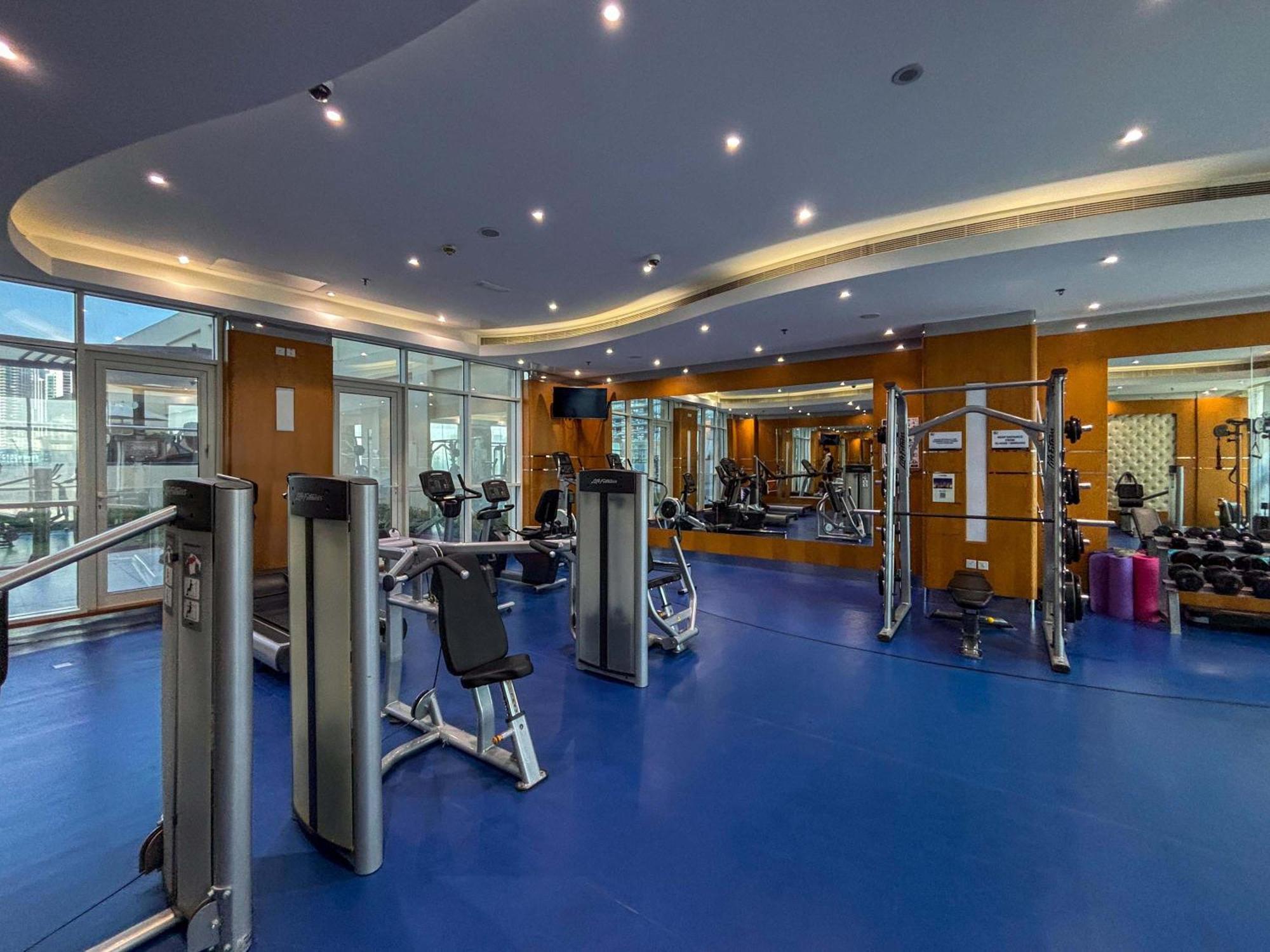 Frank Porter - The Residences At Business Tower Dubai