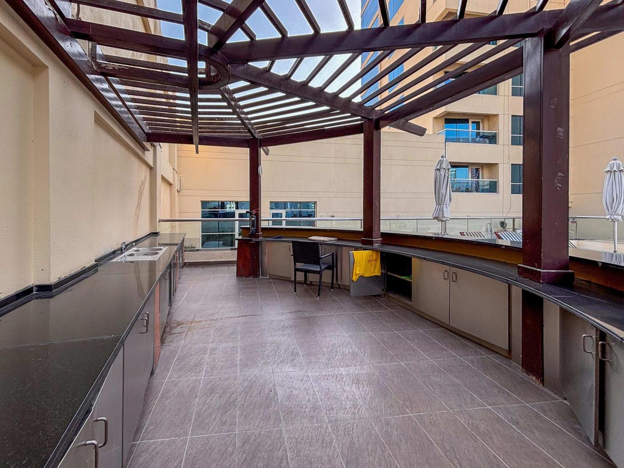 Apartment Frank Porter - The Residences At Business Tower *