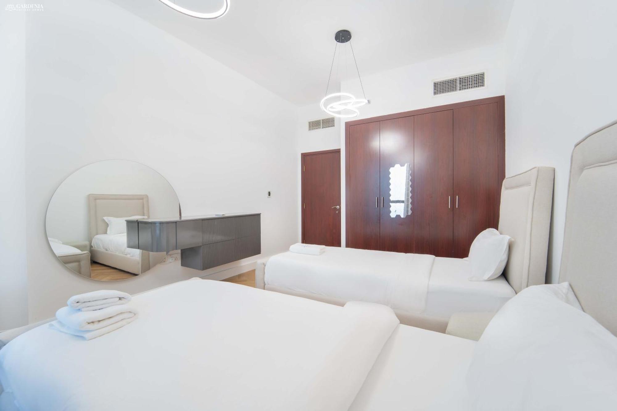 Apartment Jbr Amwaj 4 , Upgraded Sea And Ain Views, 2m Walk To By Gardenia Suitse *