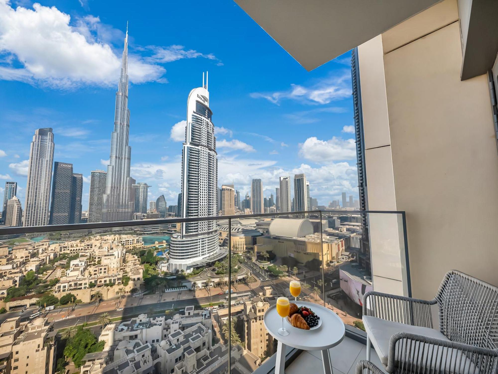 Smartstay At Burj Royale - Full Burj Khalifa View - Brand New Luxury *