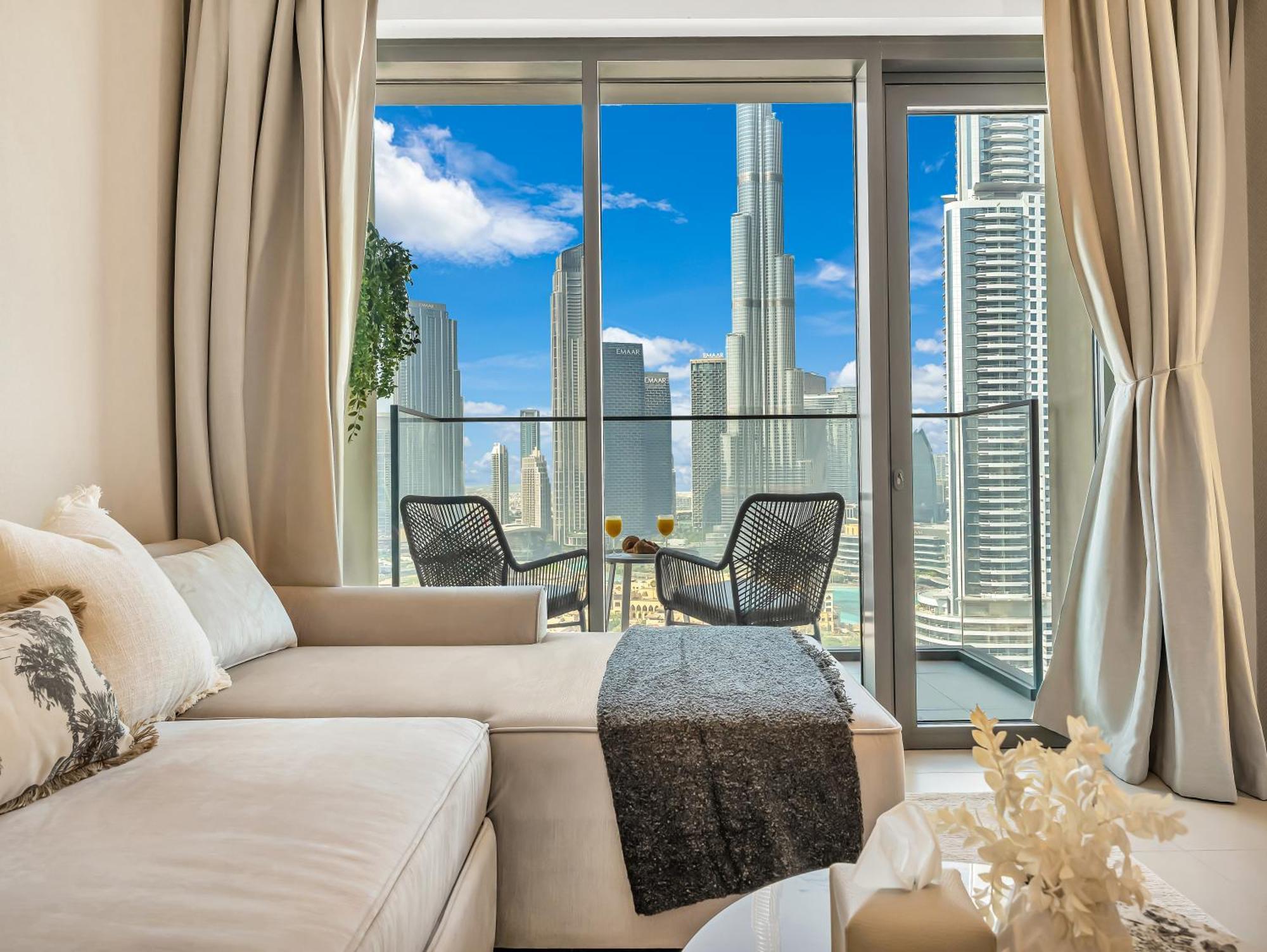 Smartstay At Burj Royale - Full Burj Khalifa View - Brand New Luxury *