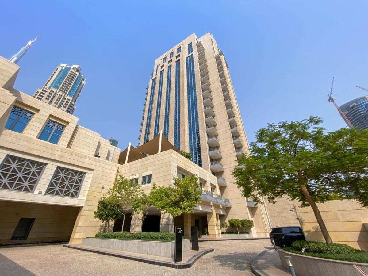 Silkhaus Chic Studio Burj Khalifa Short Walk Apartment *