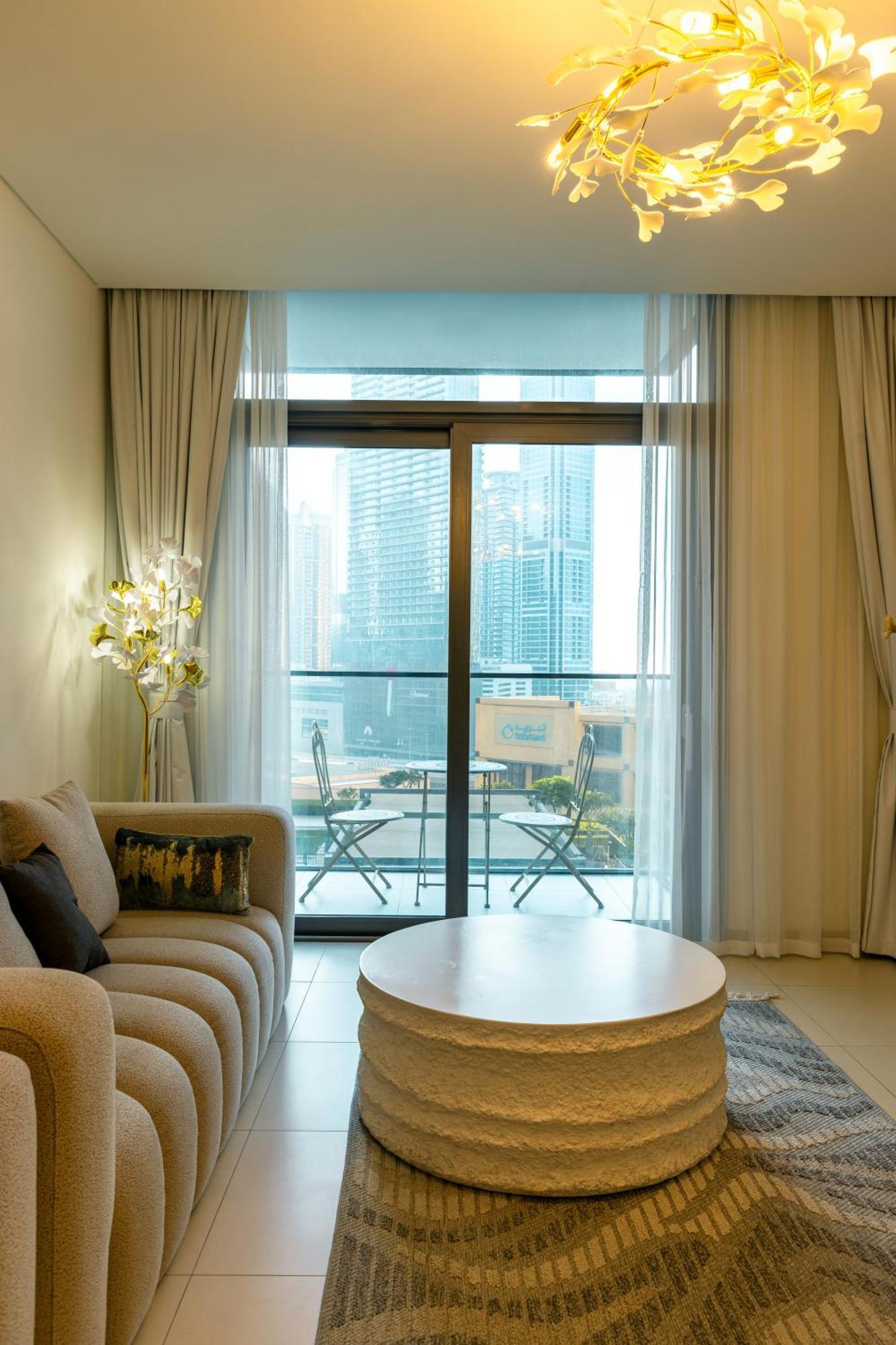 Downtown Luxury By Mall & Burj Khalifa Dubai