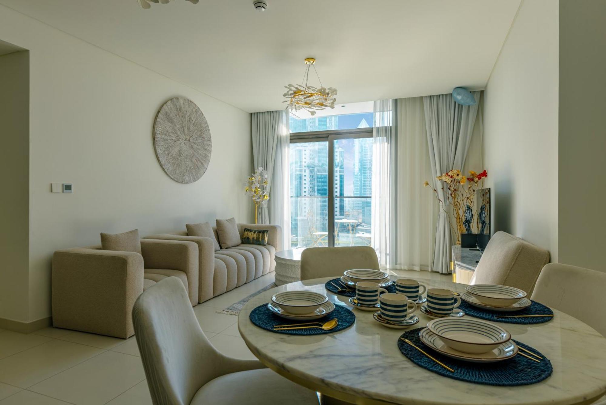 Downtown Luxury By Mall & Burj Khalifa Apartment Dubai