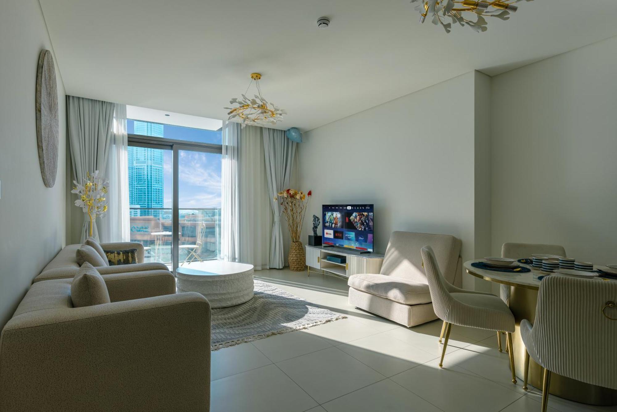 Downtown Luxury By Mall & Burj Khalifa Apartment