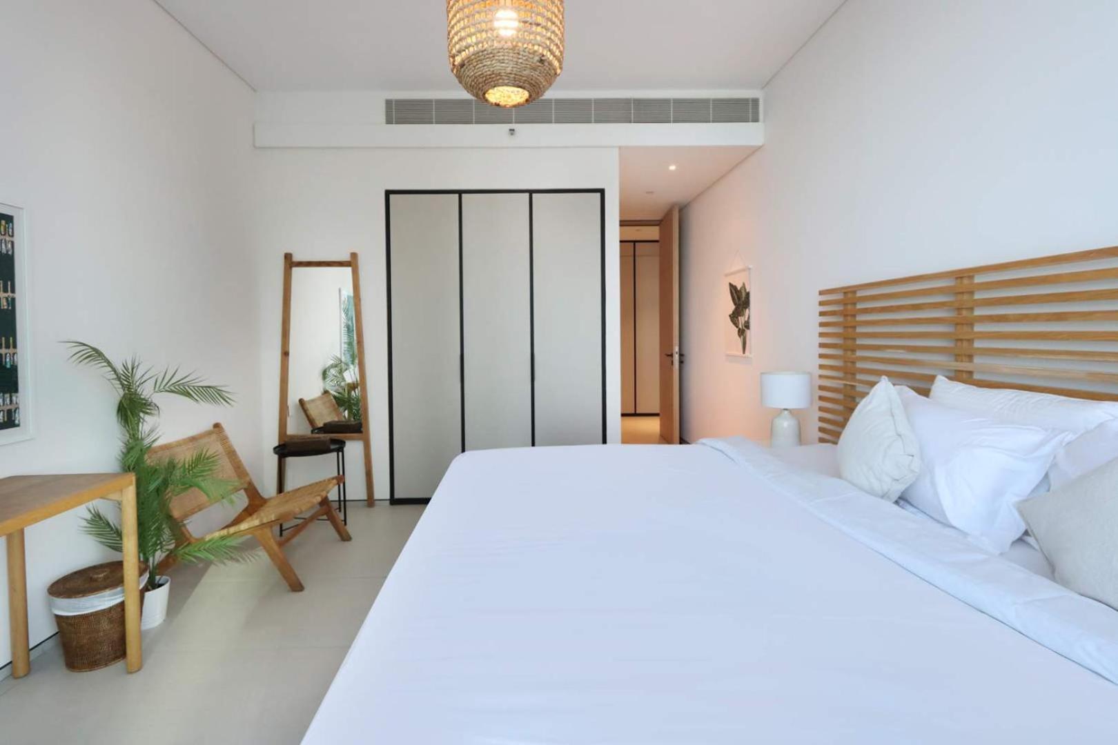 Livbnb - Boho Chic 3b Retreat With Sea View Address Dubai