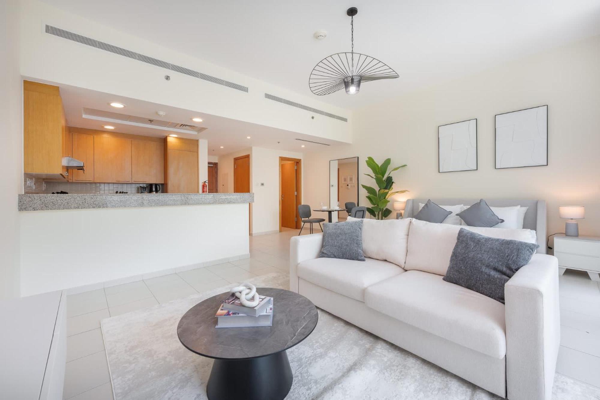 Minimalist And Modern In Business Bay * Dubai