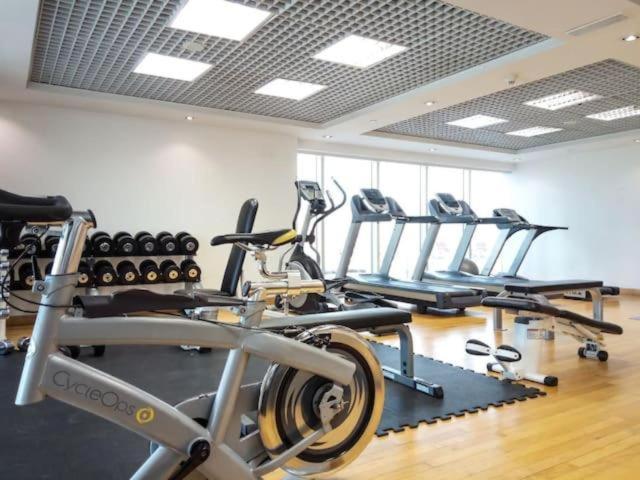Apartment Stunning - High Floor - Canal View - Goldcrest Exectutive Tower