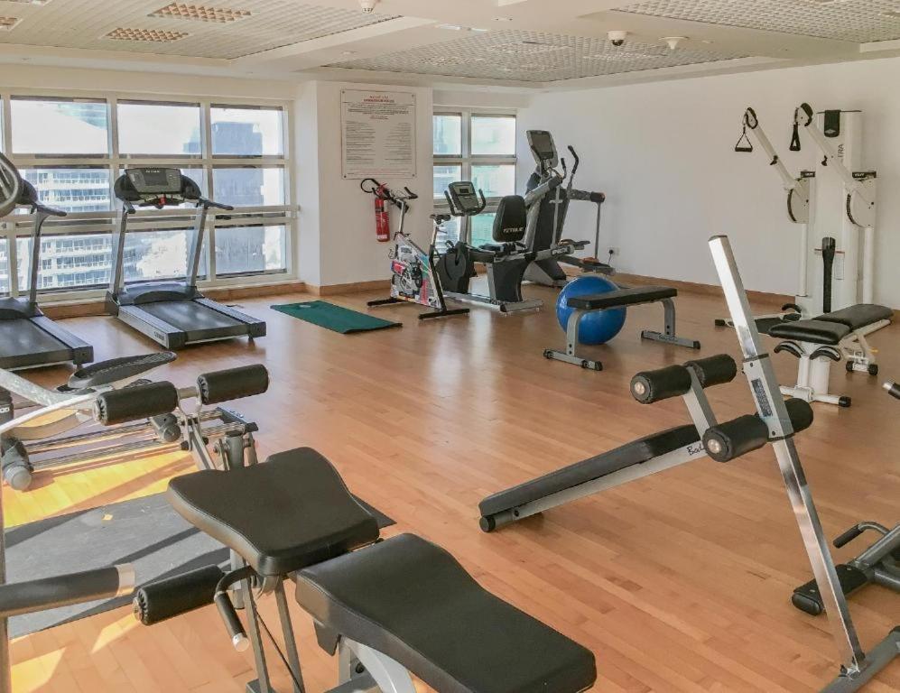 Apartment Stunning - High Floor - Canal View - Goldcrest Exectutive Tower Dubai