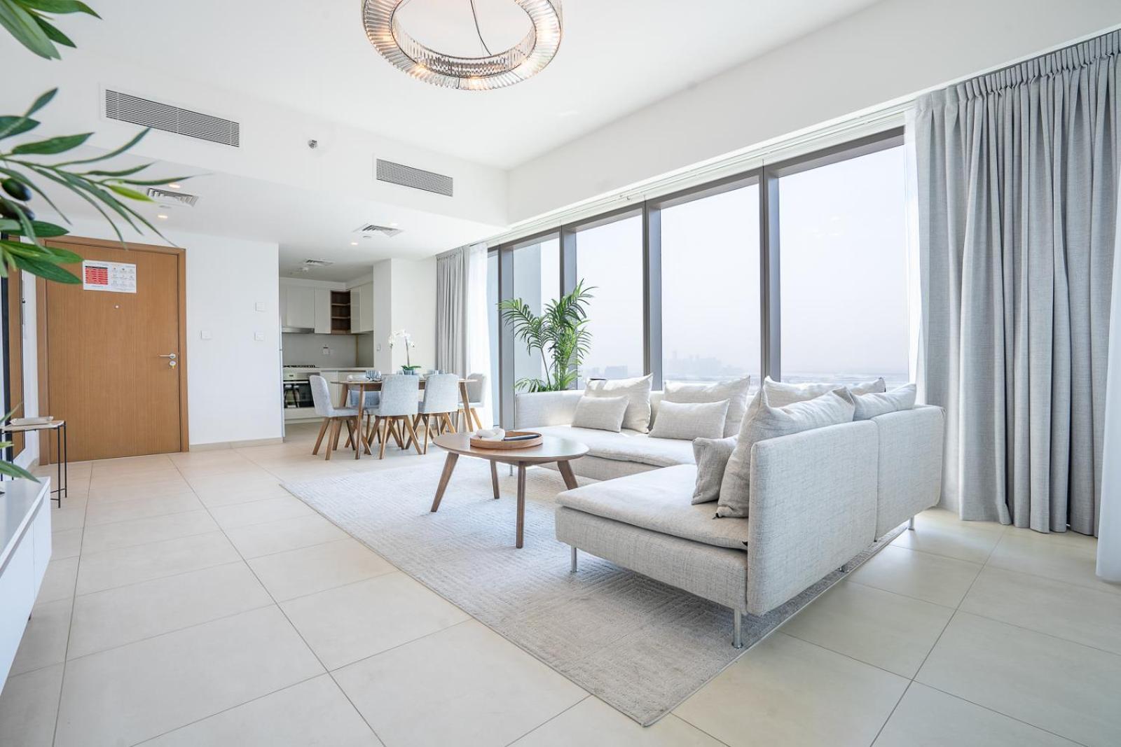 Rh - Burj Khalifa View, 03br With Maid's Room, 7 Mins Walk To Burj Khalifa Dubai