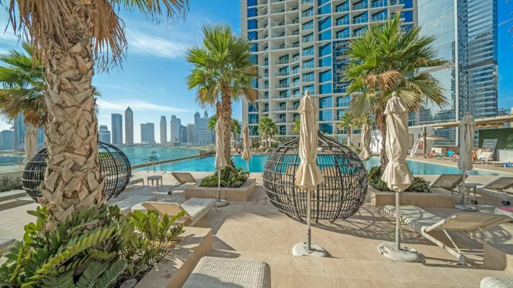 Cozy Perfect For 4 At Damac Maison Prive Apartment