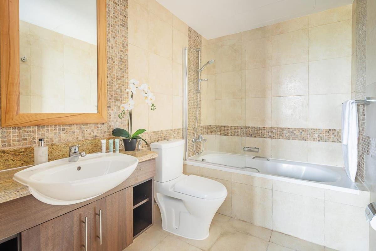 Daniels 1br At The Greens With Golf Course View Apartment *