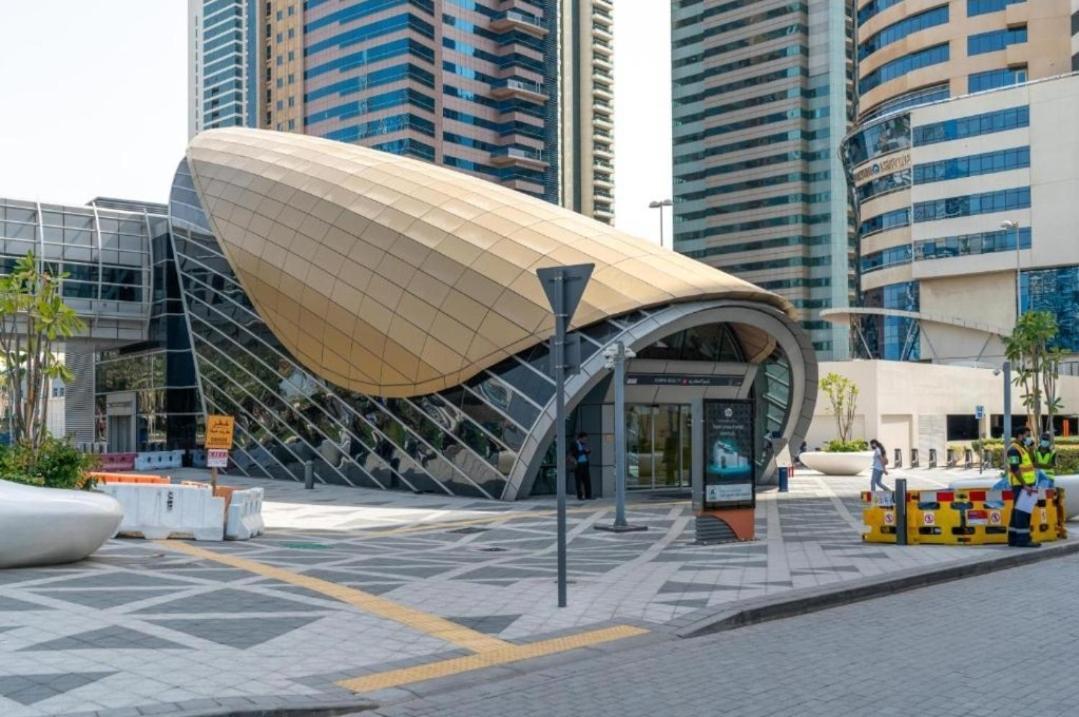 Apartment Stunning - High Floor - Canal View Dubai