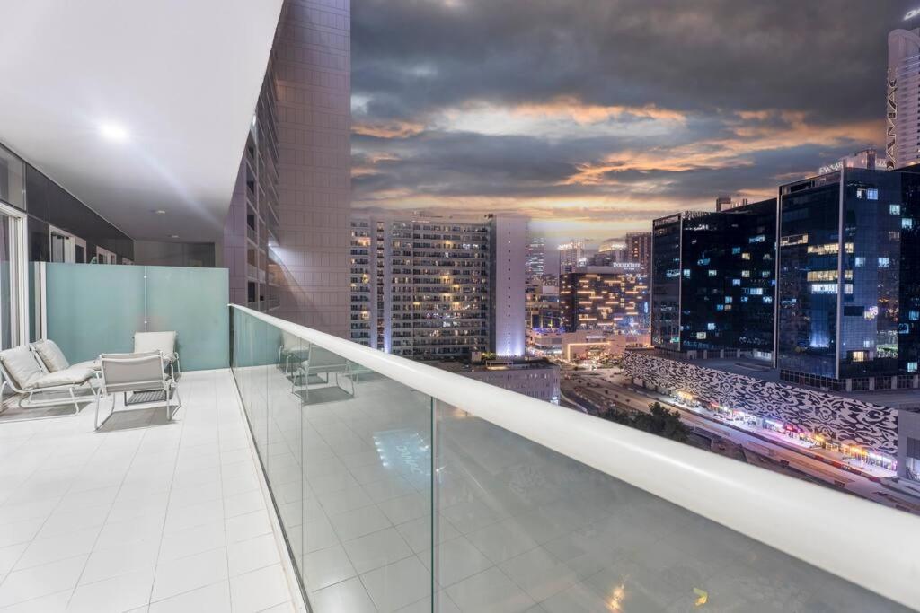 Apartment First Class 2br Luxury Urban Escape *