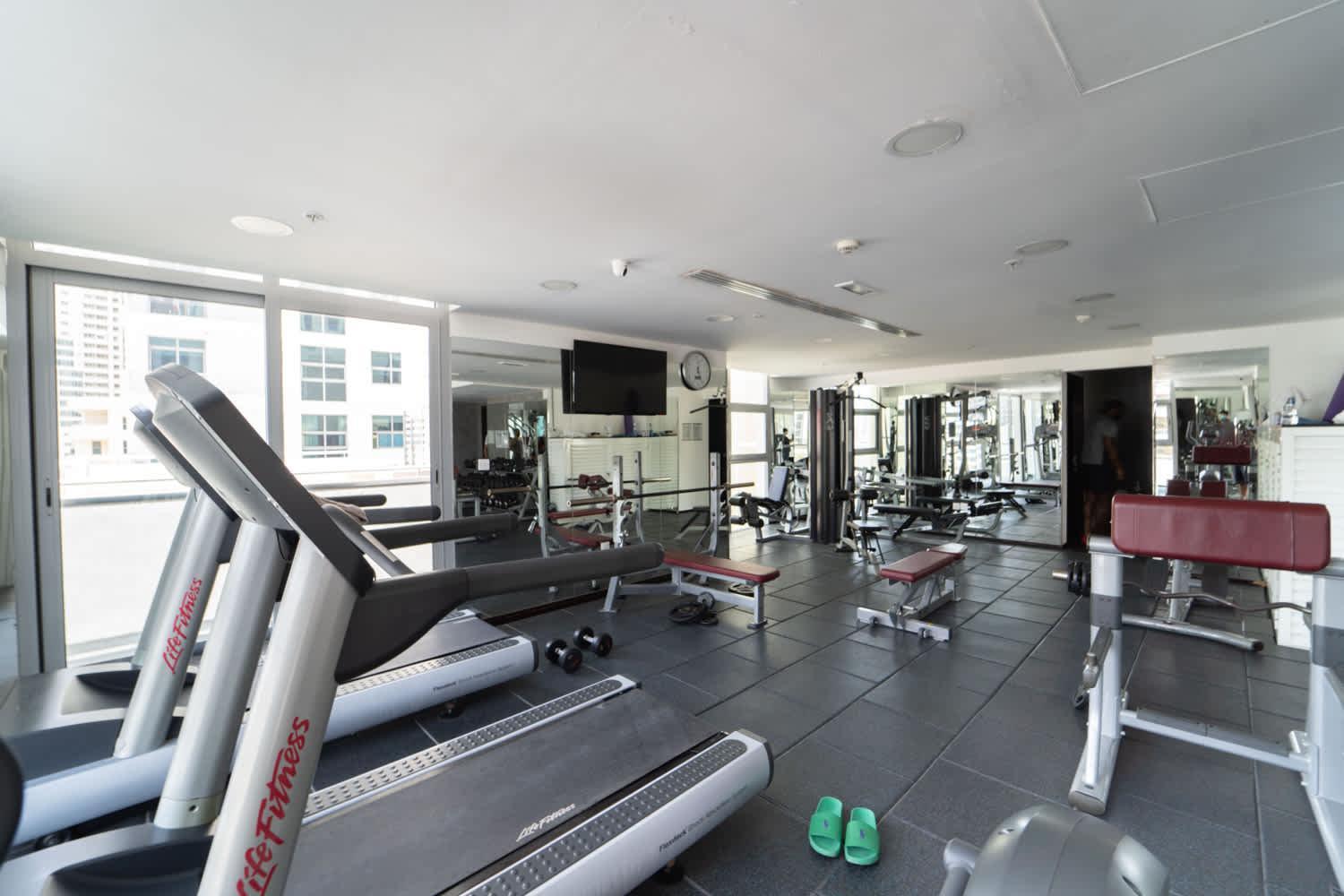 Apartment Spectacular In Marina That Sleeps 2