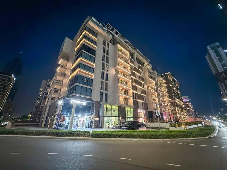 First Class 3br Lively Sanctuary Apartment Dubai