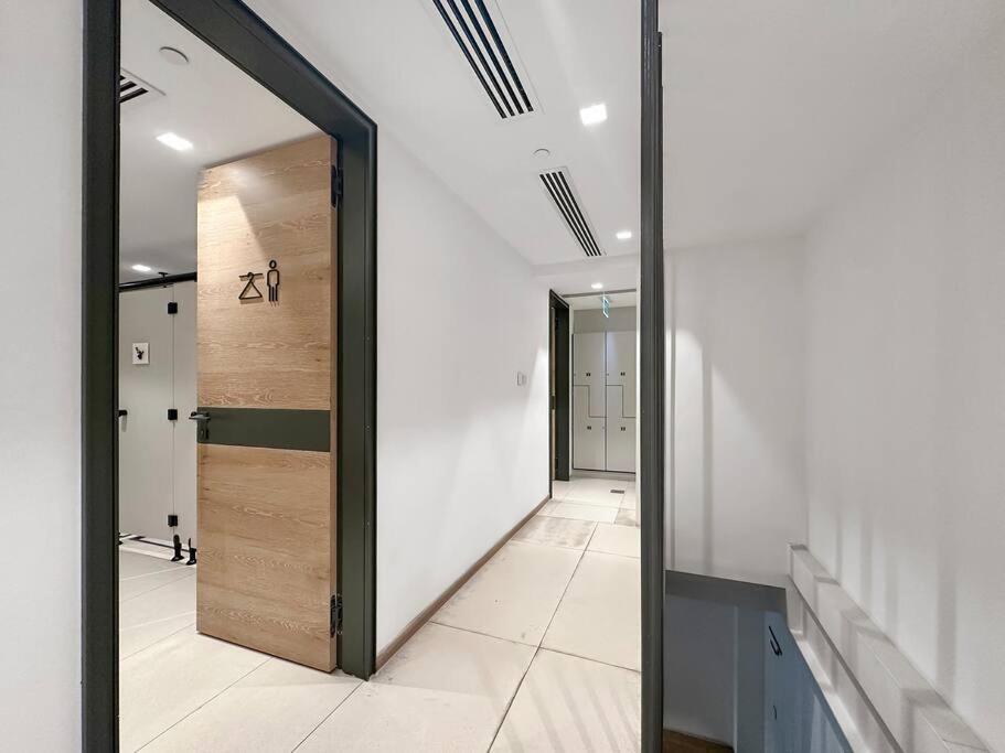 First Class 3br Lively Sanctuary *