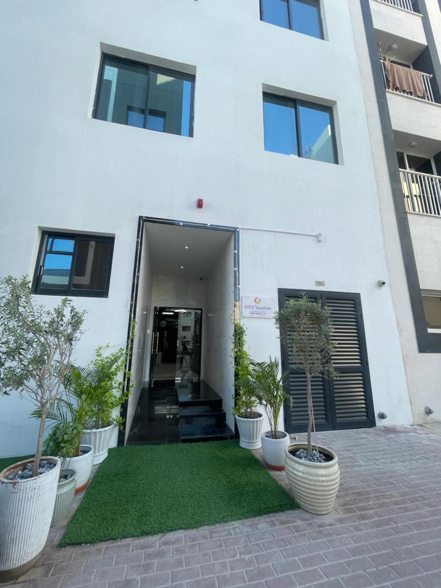 Homestay Ista Llc *