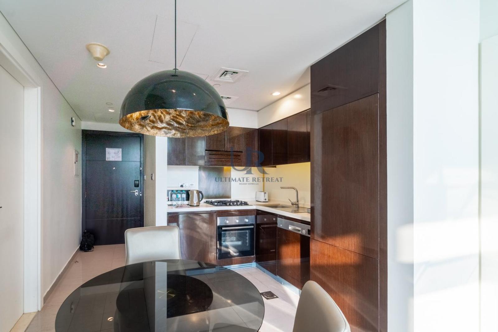 Luxe 1-bedroom Business Bay Walk To Mall Apartment Dubai