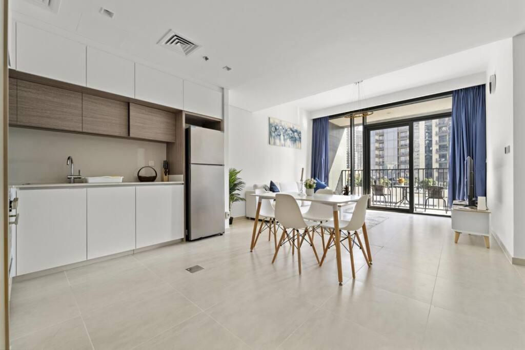 Luxury 1br At Creek Edge Tower 2