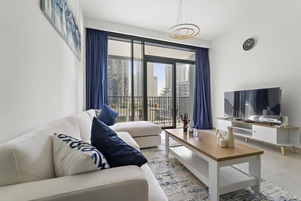 Luxury 1br At Creek Edge Tower 2