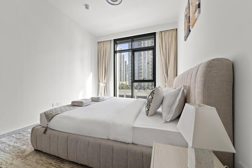 Apartment Luxury 1br At Creek Edge Tower 2