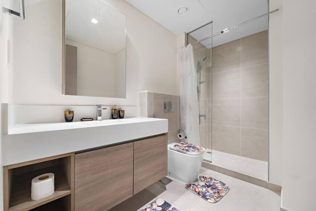 Apartment Luxury 1br At Creek Edge Tower 2 Dubai