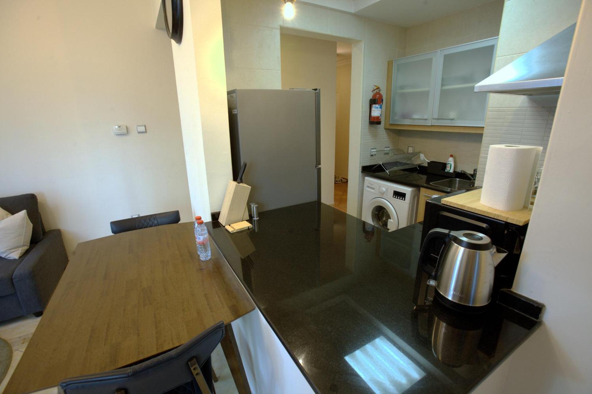 Apartment Your In Marina, One Bedroom