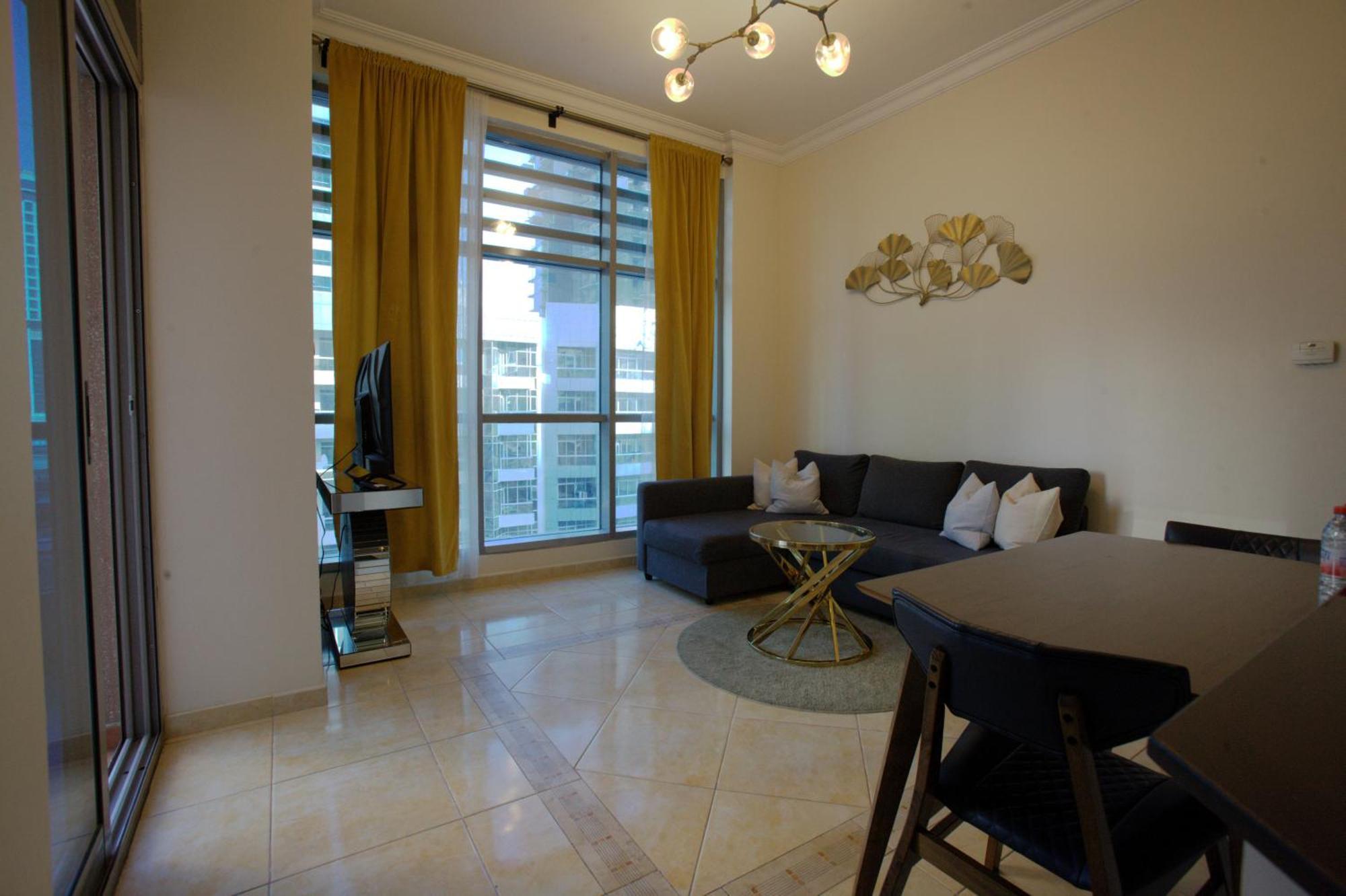 Apartment Your In Marina, One Bedroom *