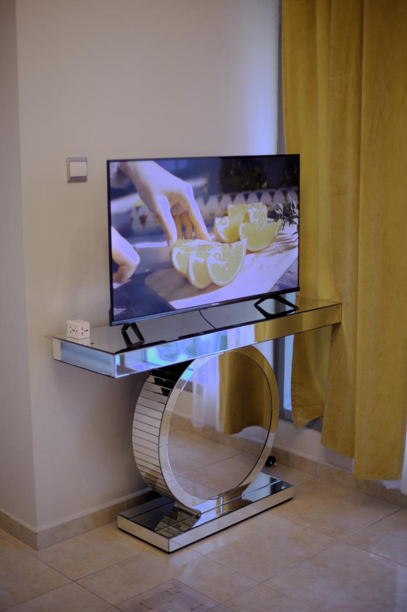 Your In Marina, One Bedroom Apartment Dubai