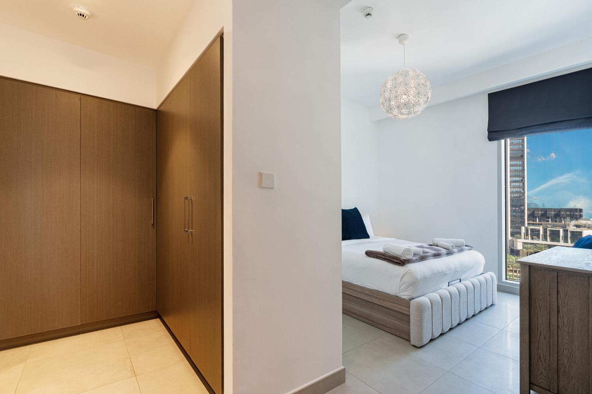 Creek Horizon Tower 1 - 2br - Allsopp & Allsopp * Dubai