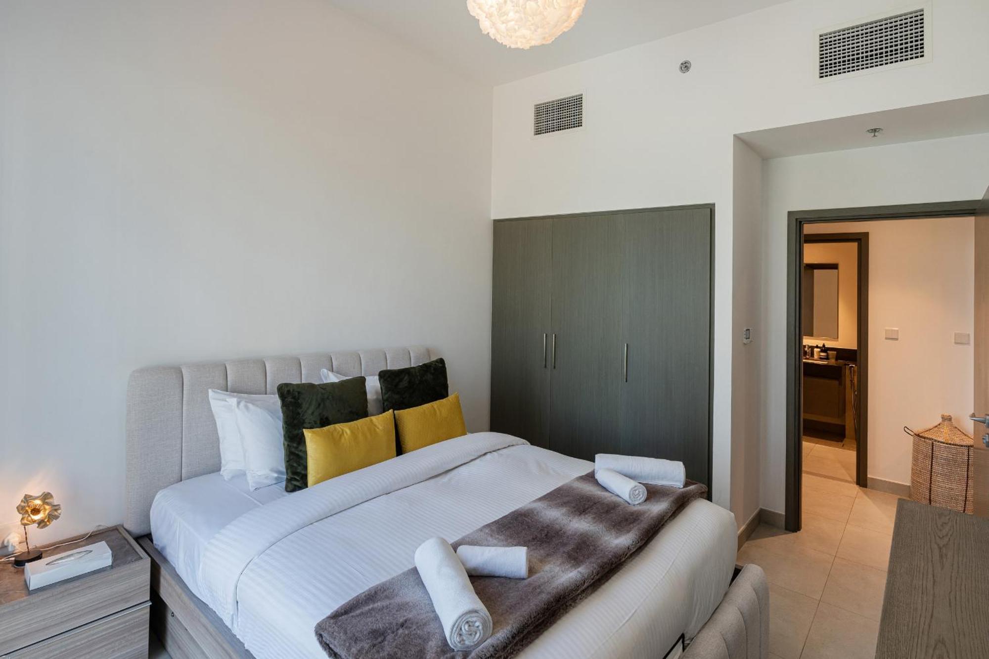 Creek Horizon Tower 1 - 2br - Allsopp & Allsopp Apartment