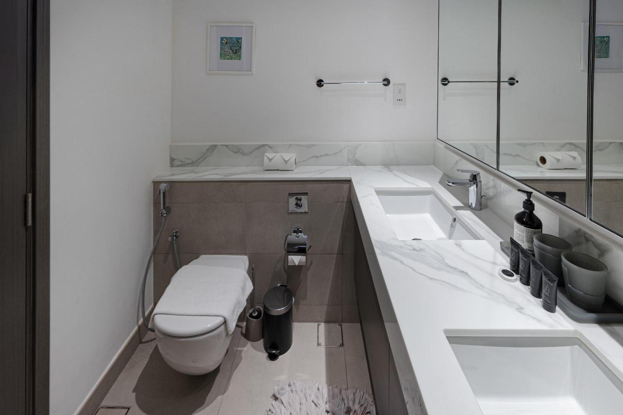 Apartment Creek Horizon Tower 1 - 2br - Allsopp & Allsopp *